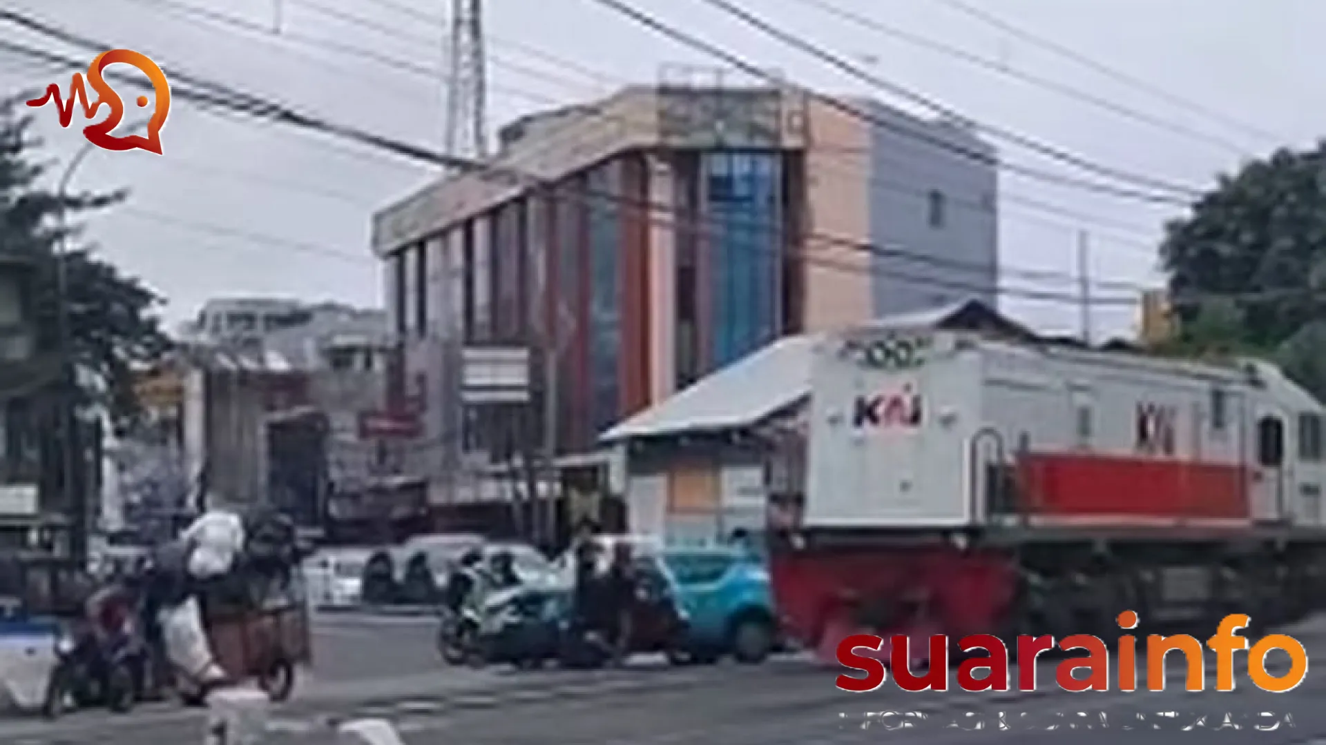 Tragedi Berulang: Catatan Kelam Tiga Insiden Taksi Listrik Tertabrak Kereta, Puncaknya Maut di Bekasi