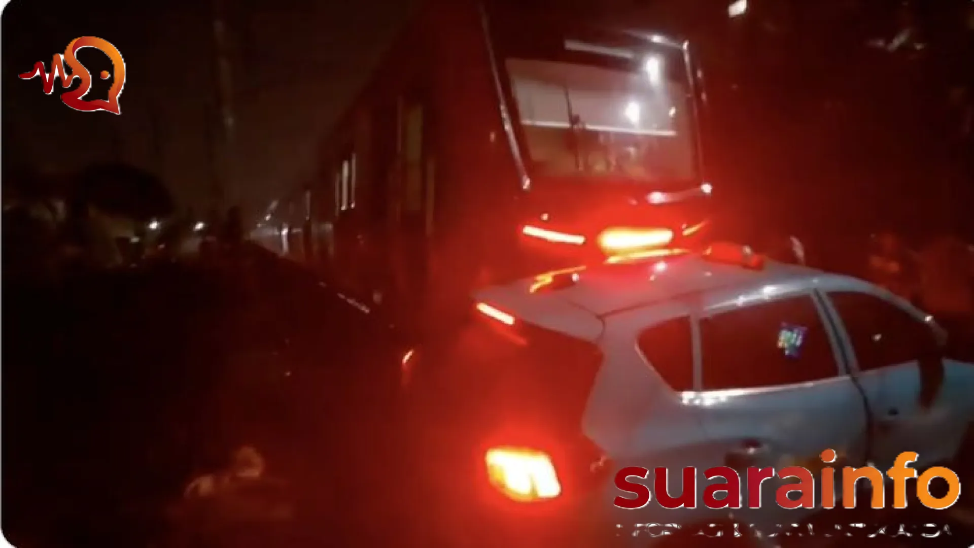 Mengapa Mobil Sering Mogok di Tengah Rel Kereta? Mengupas Rahasia Medan Magnet dan Faktor Keamanan yang Sering Diabaikan