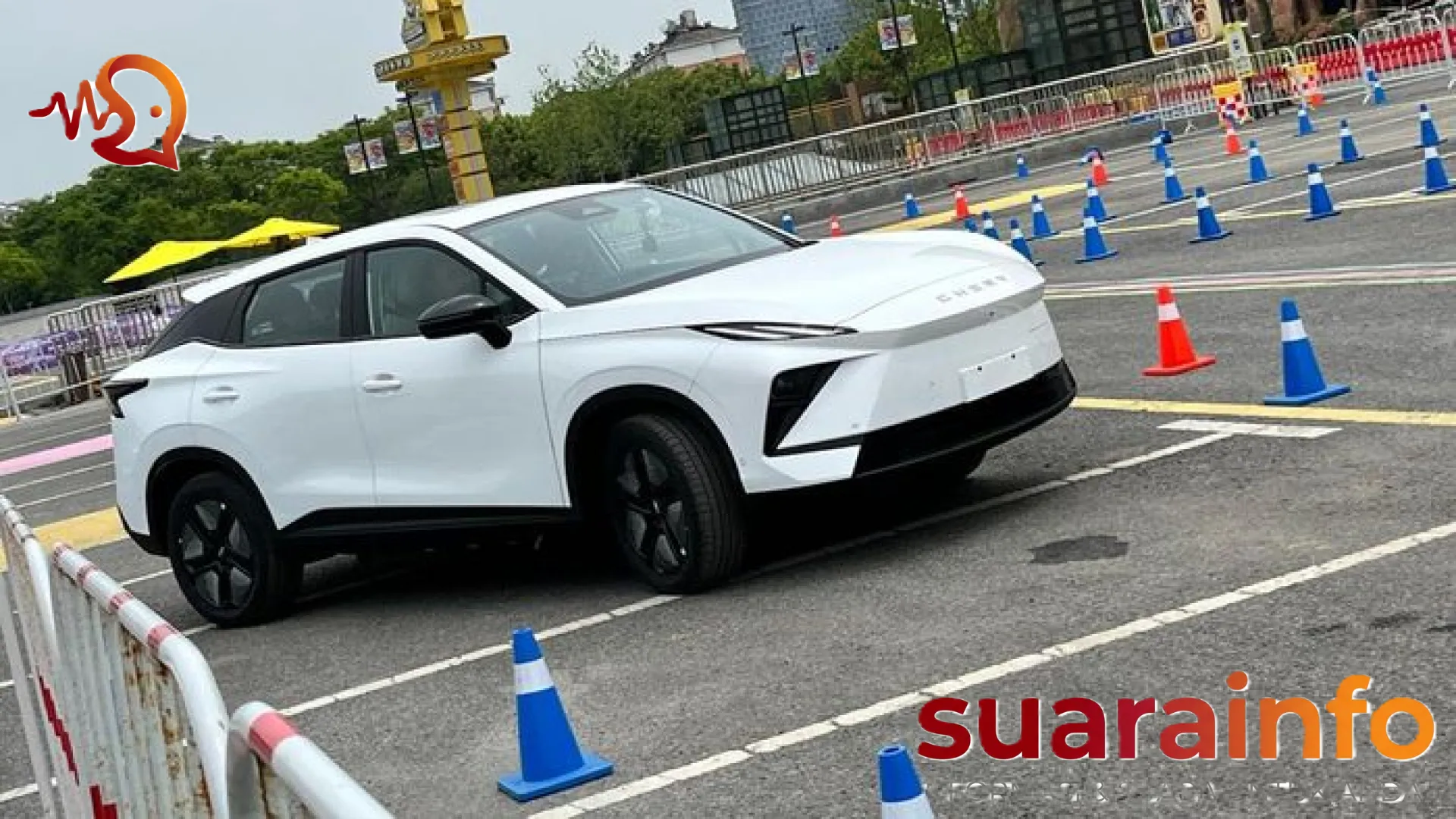 Review Eksklusif Chery E5 Facelift: Transformasi Radikal Sang ‘Robo Shark’ yang Siap Menyapa Indonesia