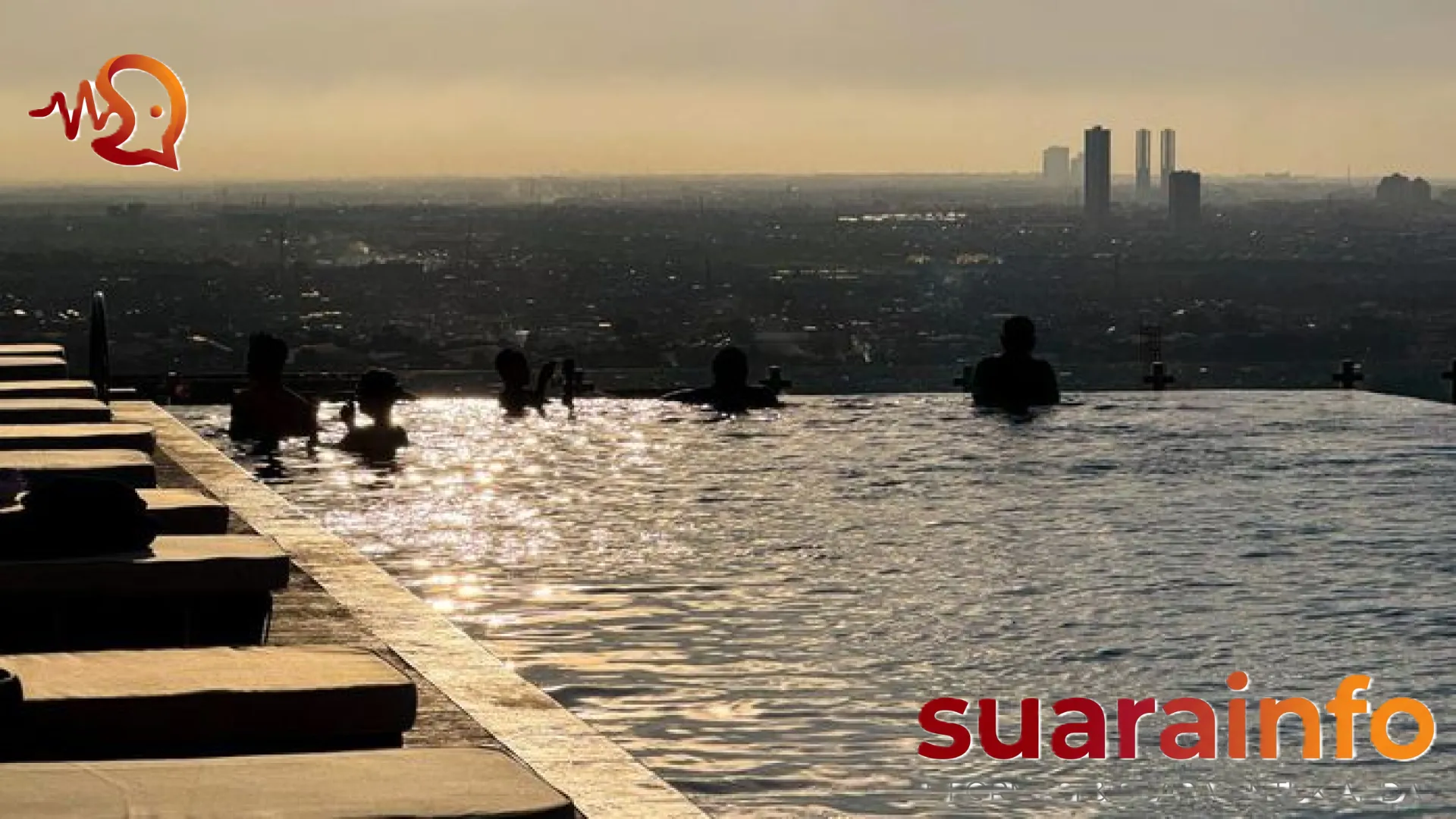 Sensasi Staycation Mewah di Atas Awan: Eksplorasi Trans Luxury Hotel Surabaya dengan Penawaran Spesial di Bawah 1 Juta