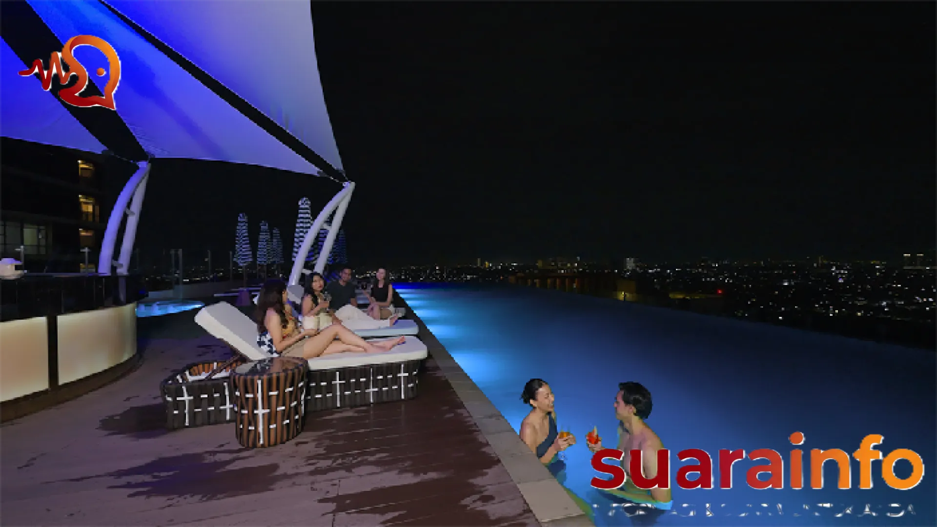 Kemewahan di Atas Awan: Trans Luxury Hotel Surabaya Hadirkan Beach Club Tertinggi dengan Pasir Australia