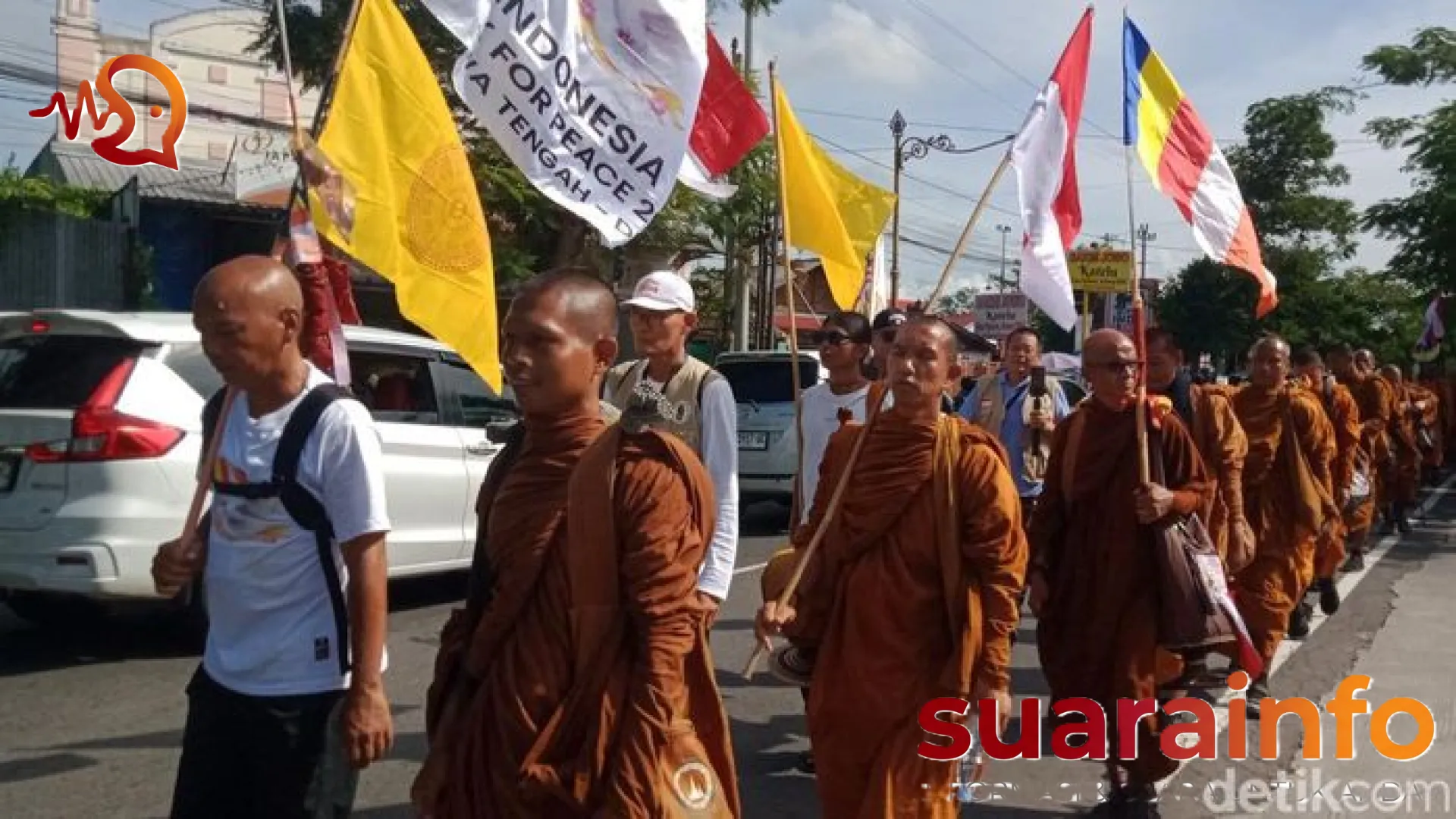 Kisah di Balik Perjalanan 58 Biksu Thudong dari Bali ke Klaten: Mengapa Ritual Jalan Kaki Berganti Bus?