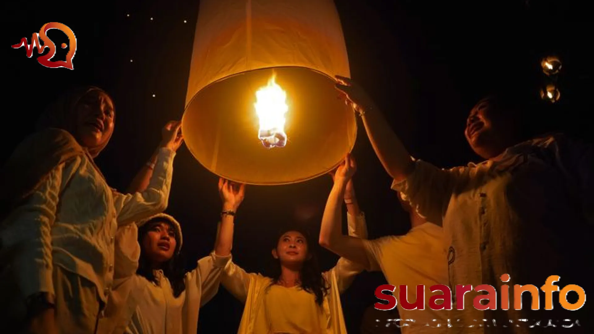 Harmoni di Borobudur: Mengapa Busana Putih Menjadi Syarat Wajib di Festival Lampion Waisak?