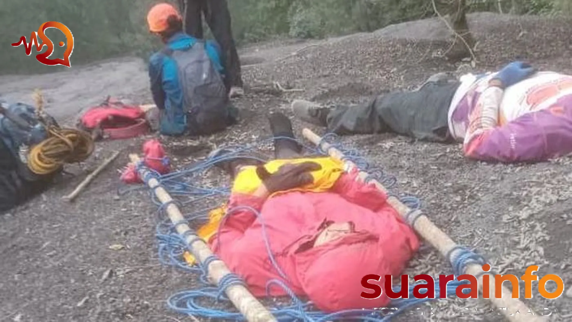 Petaka di Jalur Ilegal: Pendaki Terjatuh dan Patah Kaki di Lereng Gunung Semeru yang Masih Tertutup