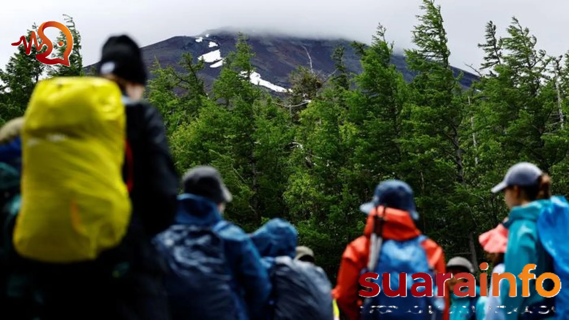 Fenomena Nekat di Puncak Tertinggi: Mengapa Ribuan Pendaki Masih Menantang Maut di Gunung Fuji Saat Musim Ditutup?