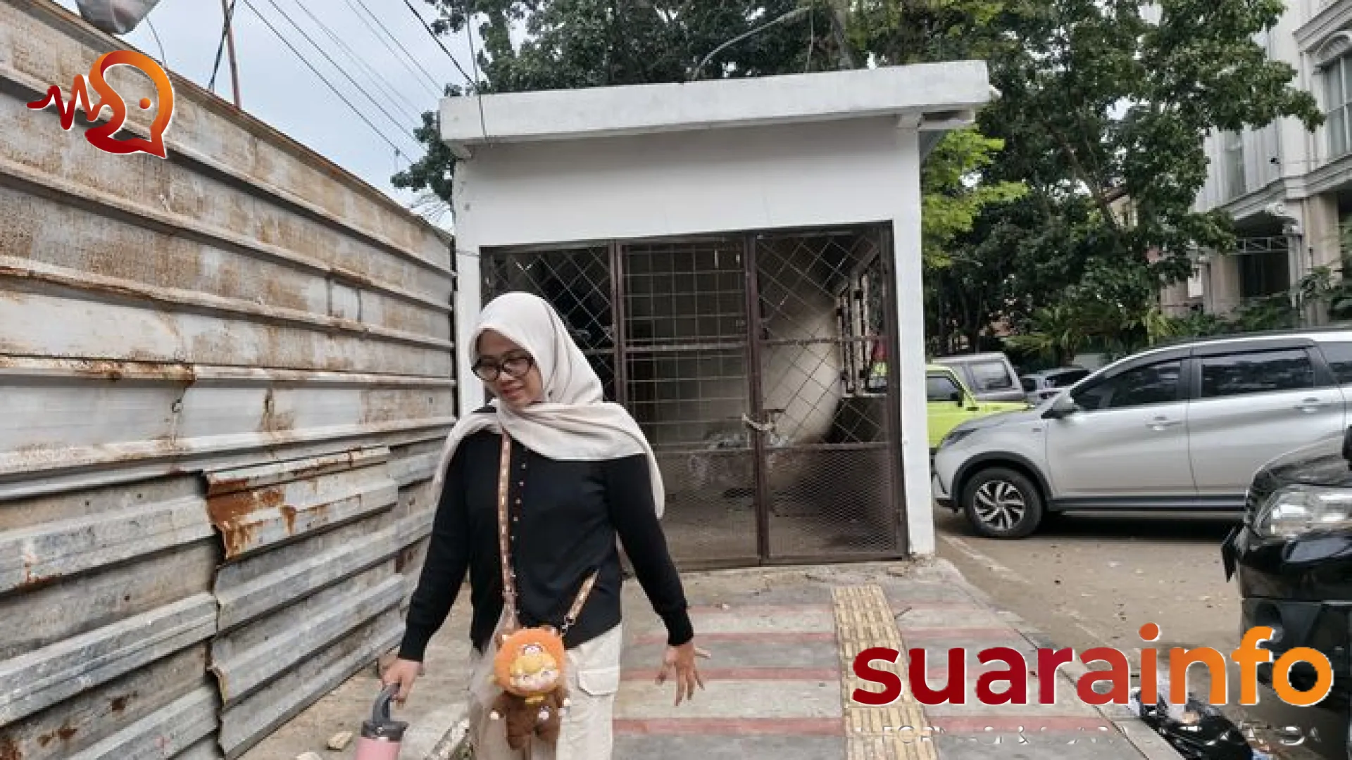 Fenomena Garasi di Atas Trotoar Bandung: Mengupas Sisi Lain dari Pelanggaran Ruang Publik yang Viral