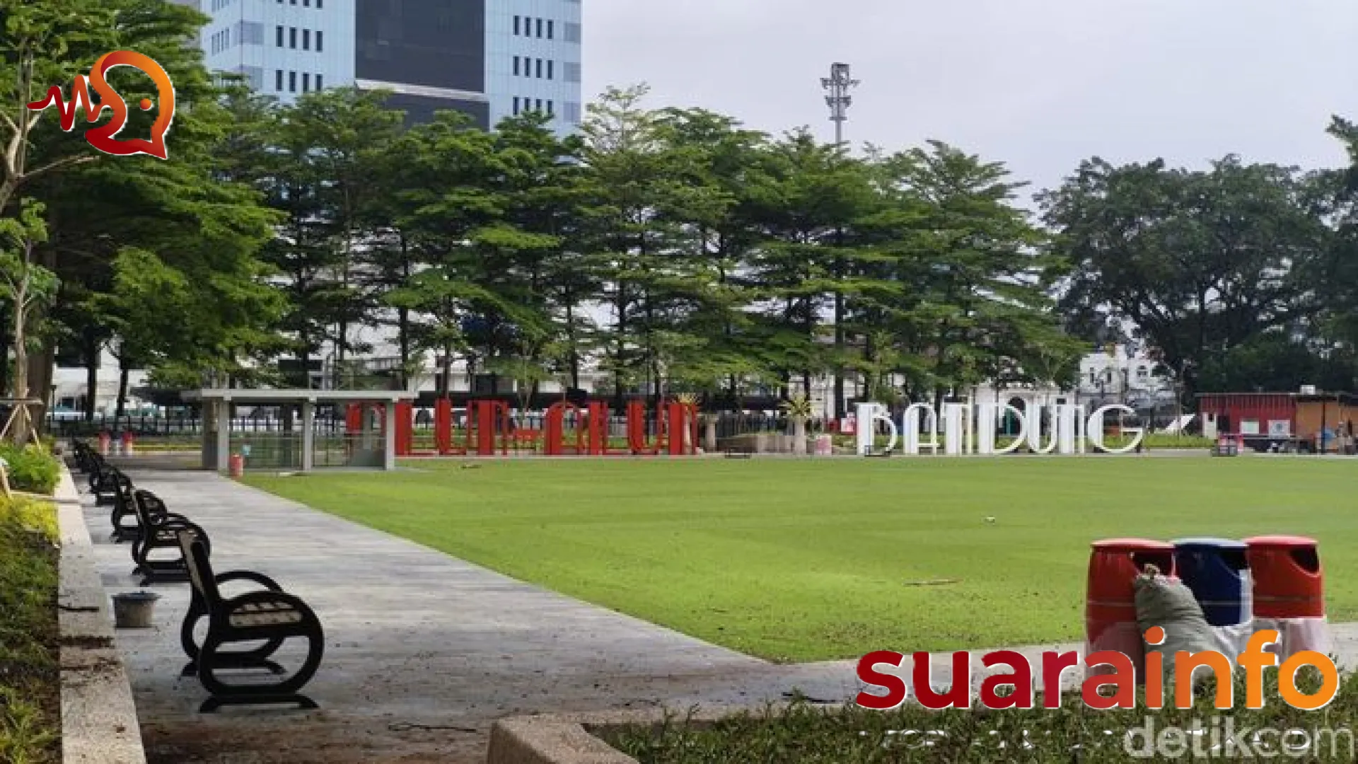 Farhan Geram! Alun-alun Bandung Ditutup Lagi Akibat Hasil Renovasi Miliaran Rupiah yang ‘Raruksak’